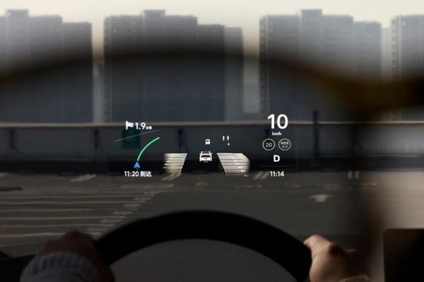 Li Auto представила умные очки Livis за $280 &mdash; с камерой Sony, автономностью 18+ часов и глобальными продажами