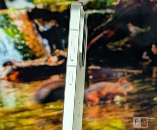 Распаковку смартфона OnePlus 15R опубликовали в преддверии анонса