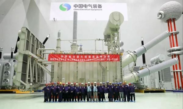 В Китае создали &laquo;царь-трансформатор&raquo; для стабилизации &laquo;зеленой&raquo; энергетики