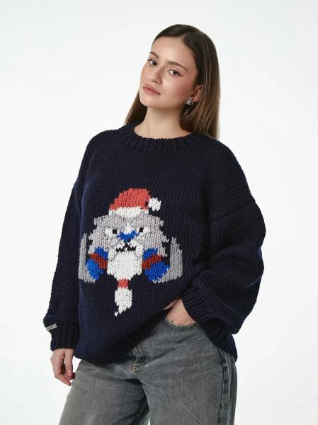 BetBoom Team выпустила новогодние свитеры с Туском и котиком в балаклаве за 8910 рублей