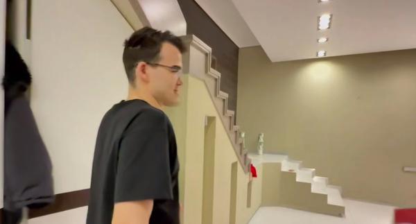 Жена Травомана подарила ему 3-этажную квартиру: «Буду ей готовить завтраки, варить кофе»